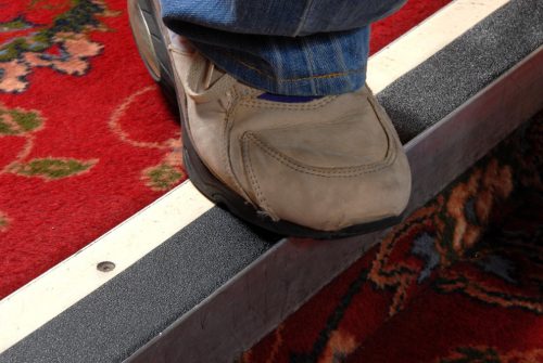 Normál érdességű, gumiszerű-100mm x 18,3m-Sárga csúszásgátló szalag