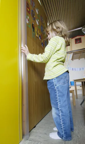 Finger Alert 110 Ujjbecsípődés gátló-150cm-Átlátszó
