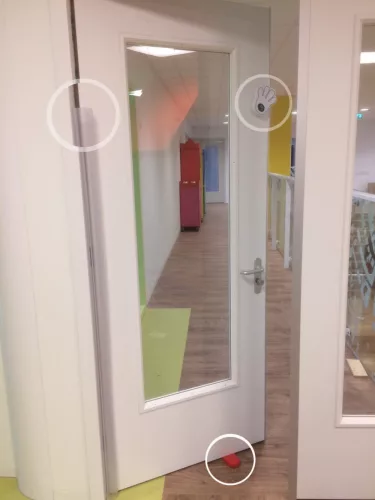 Finger Alert 110 Ujjbecsípődés gátló-150cm-Átlátszó