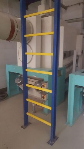 GRP csúszásmentes élvédő létrafokra, 56cm, sárga