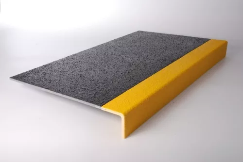GRP Csúszásmentes lépcsőelem - Ipari-250mm x 55mm x 800mm-sárga RAL 1003
