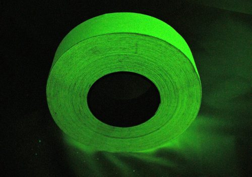 Egyszínű foszforeszkáló csúszásgátló szalag, 90-120 perc-100mm x 18,3m-Fehér