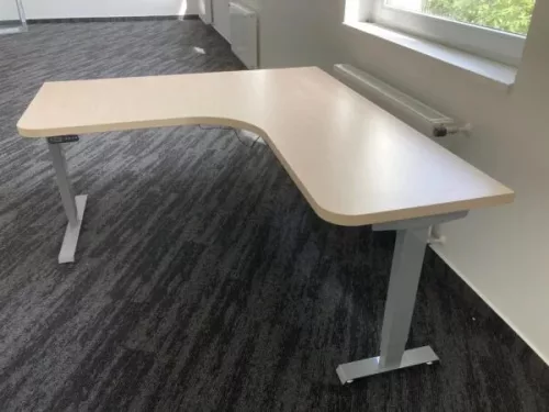 BeActive Pro Elektromosan Állítható Asztalkeret-1080mm - 1800mm-Fekete