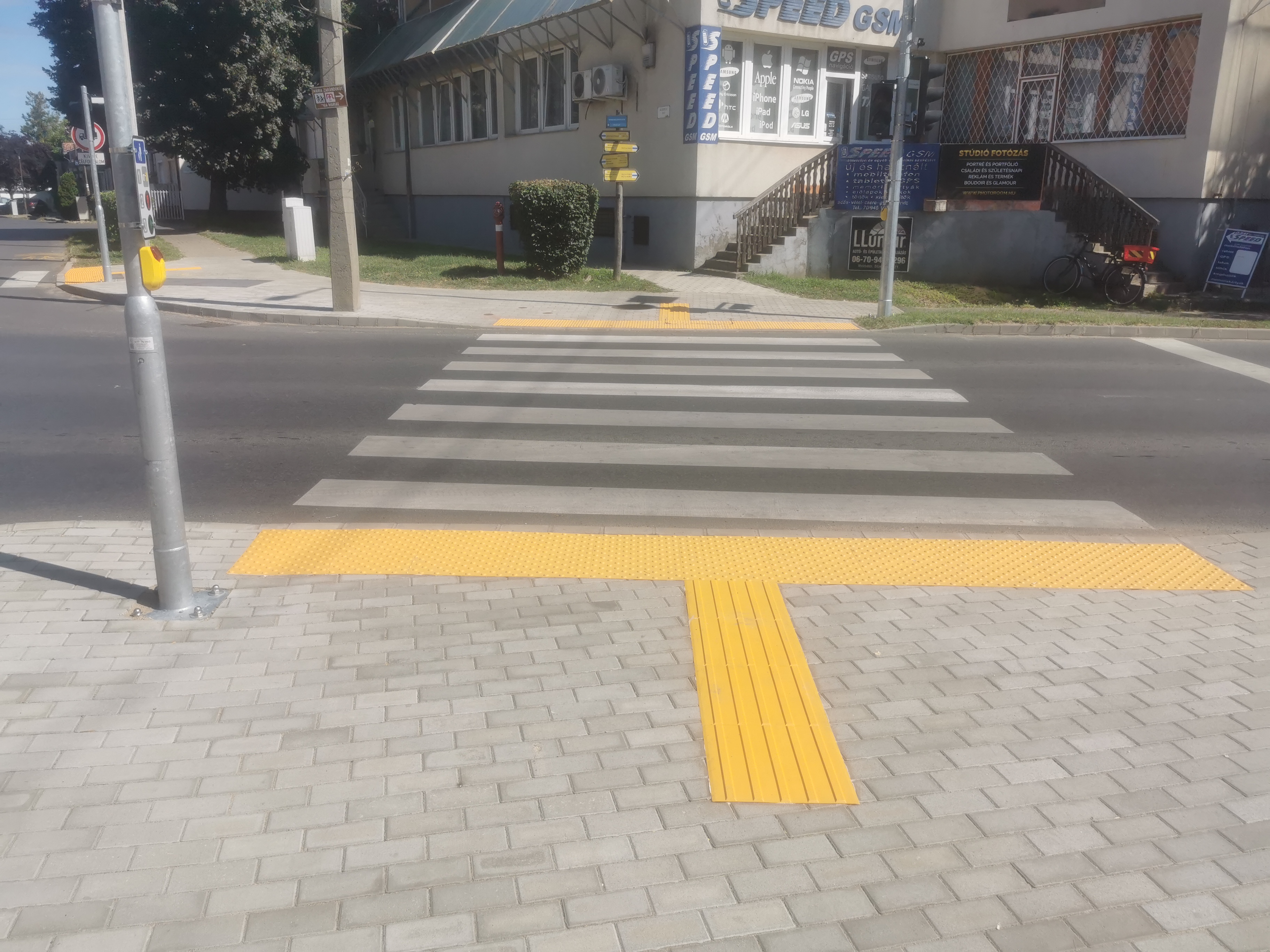 t-walk-taktilis-burkolat-nyirbator-03.jpg