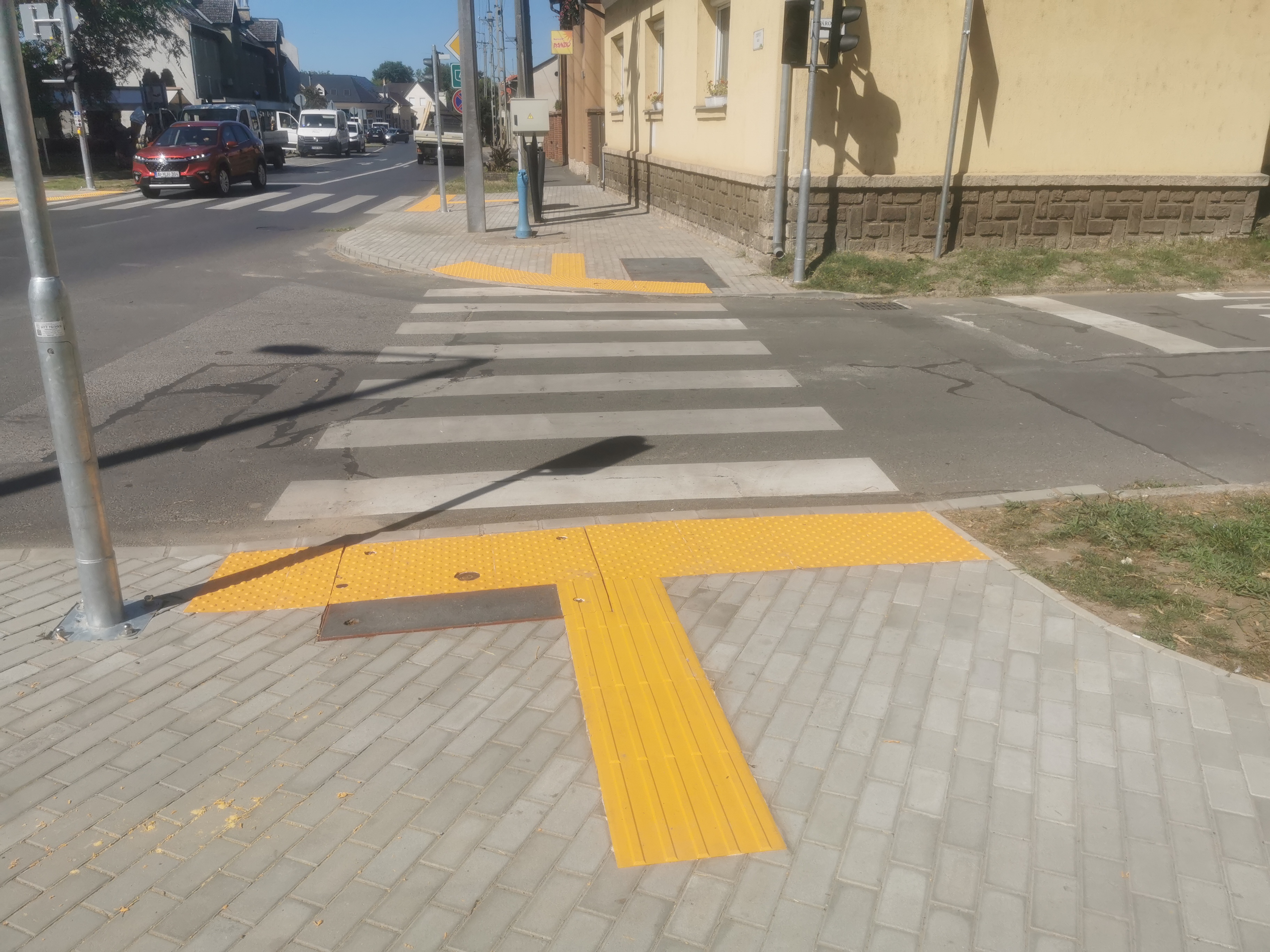 t-walk-taktilis-burkolat-nyirbator-04.jpg