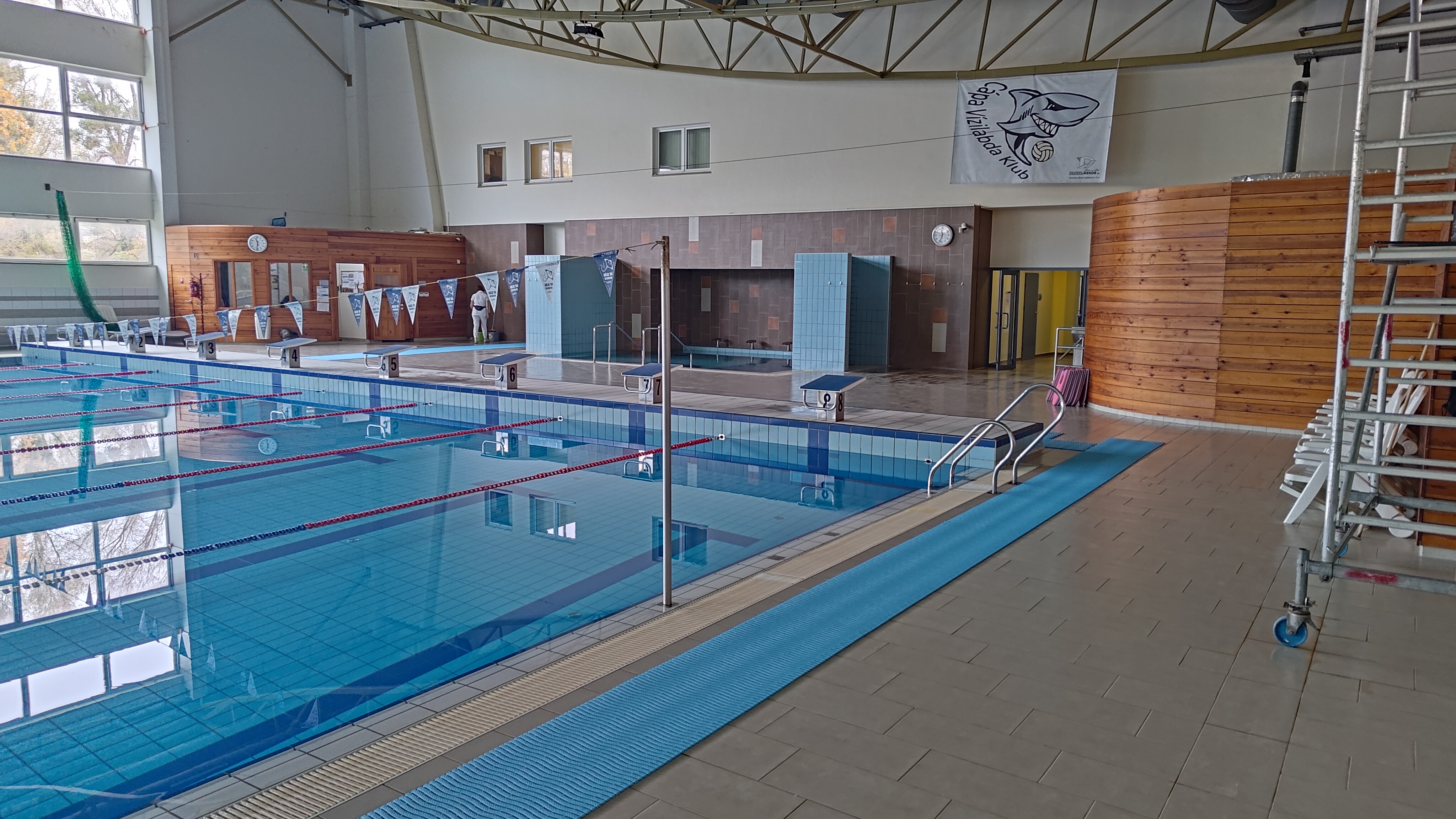 Ultima uszodai szőnyegek a használatban